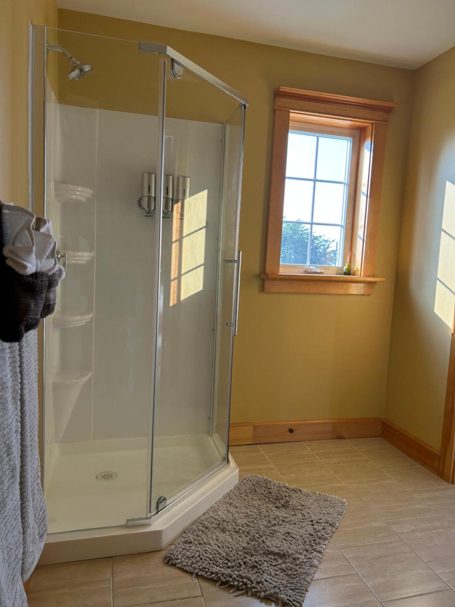 Tides Inn Guest Suites Halls Harbour エクステリア 写真
