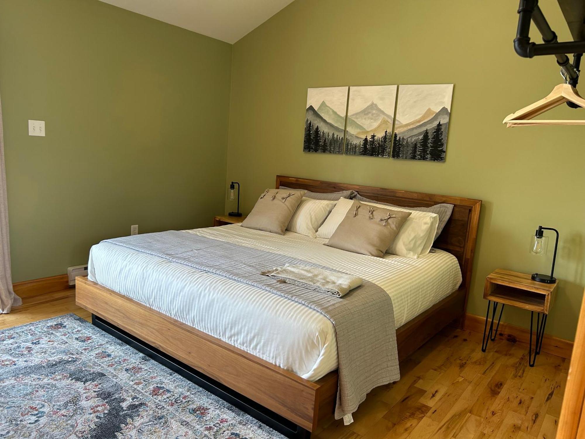 Tides Inn Guest Suites Halls Harbour エクステリア 写真